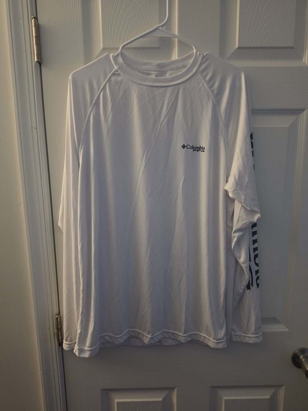 Columbia Long Sleeve Athletic Shirt